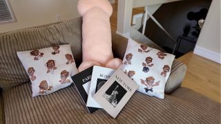 Isabella Jules’ Blowjob Scribes My Dick for a Facial Writing Win!